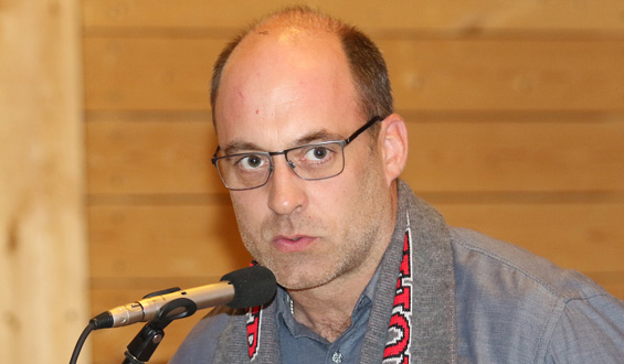 "Für Fans bei Sorgen und Anregungen ansprechbar sein"