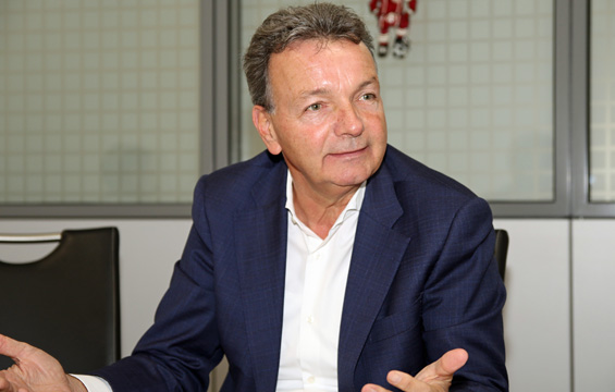 "... nur dann hat der FCK eine Zukunft"