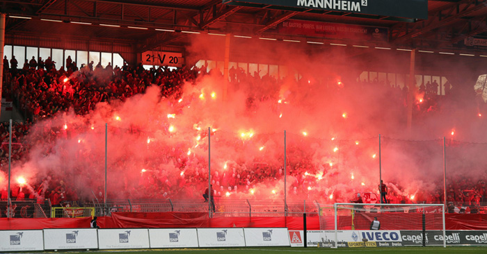 FCK-Fans beim Derby in Mannheim