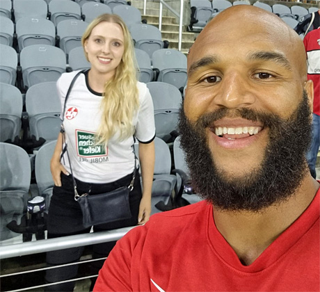 Fan-Selfie mit Terrence Boyd