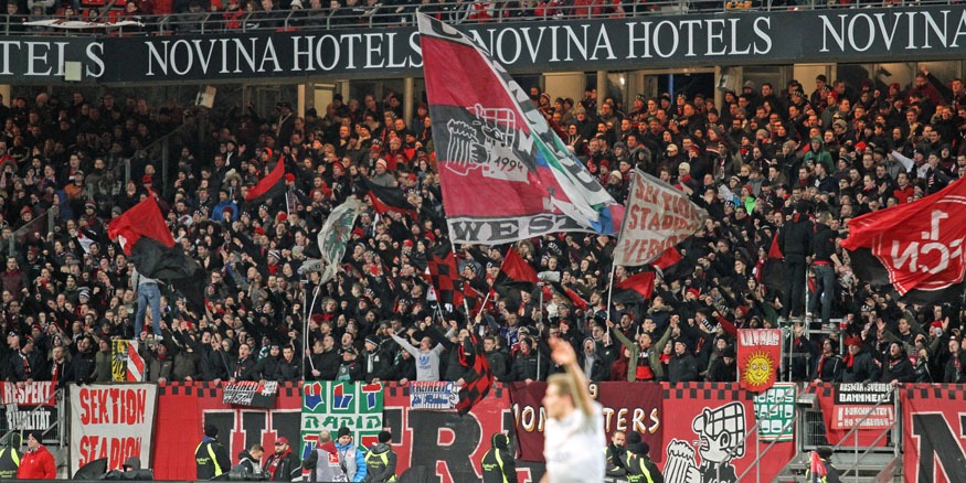 Fanfotos 1 Fc Nürnberg 1 Fc Kaiserslautern 2 1 1 1 Der Betze Brennt