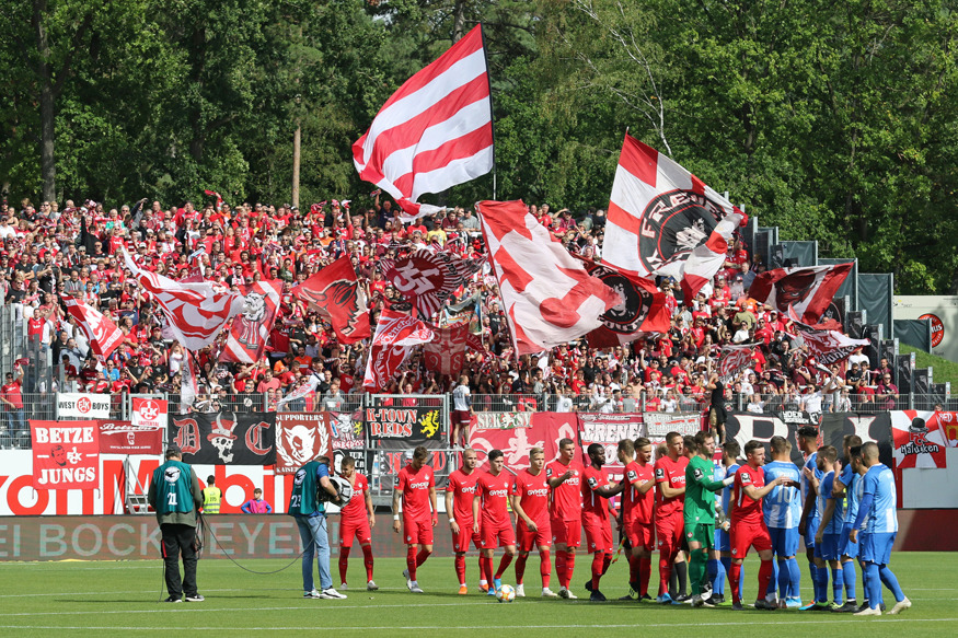 FCK-Fans im Gästeblock