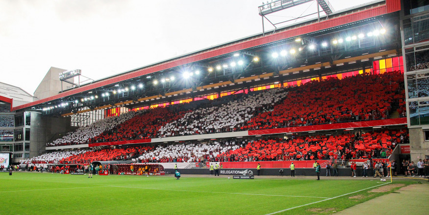 Choreographie im Fritz-Walter-Stadion (Nordtribüne)