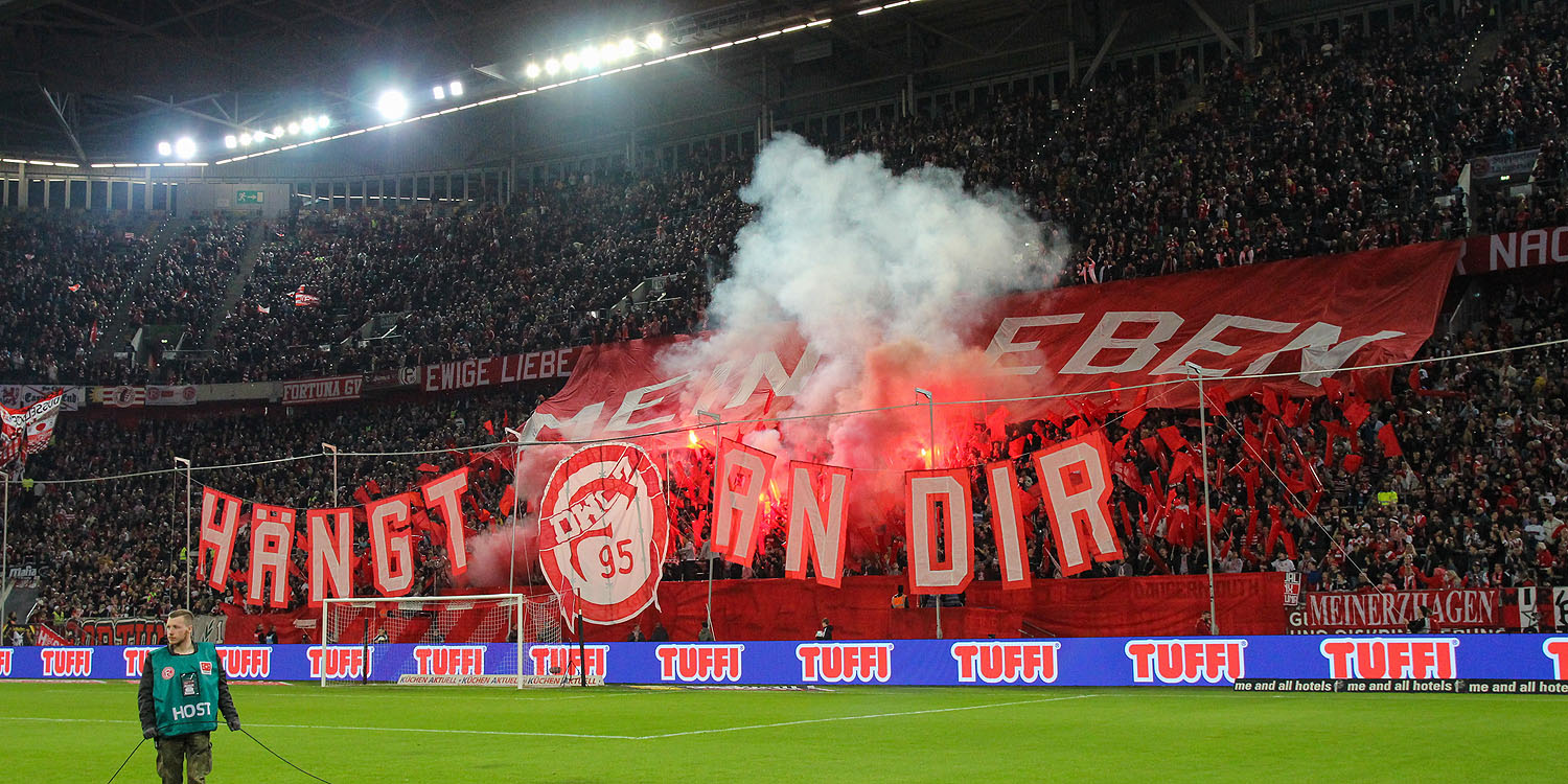 Choreographie der Fortuna-Fans: Mein Leben hängt an Dir