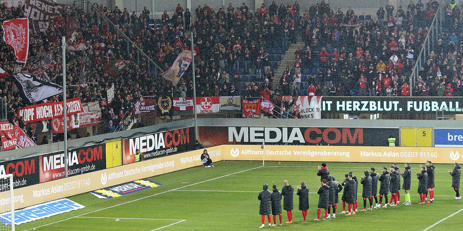 Fans und Spieler spenden Trost für Tyger Lobinger