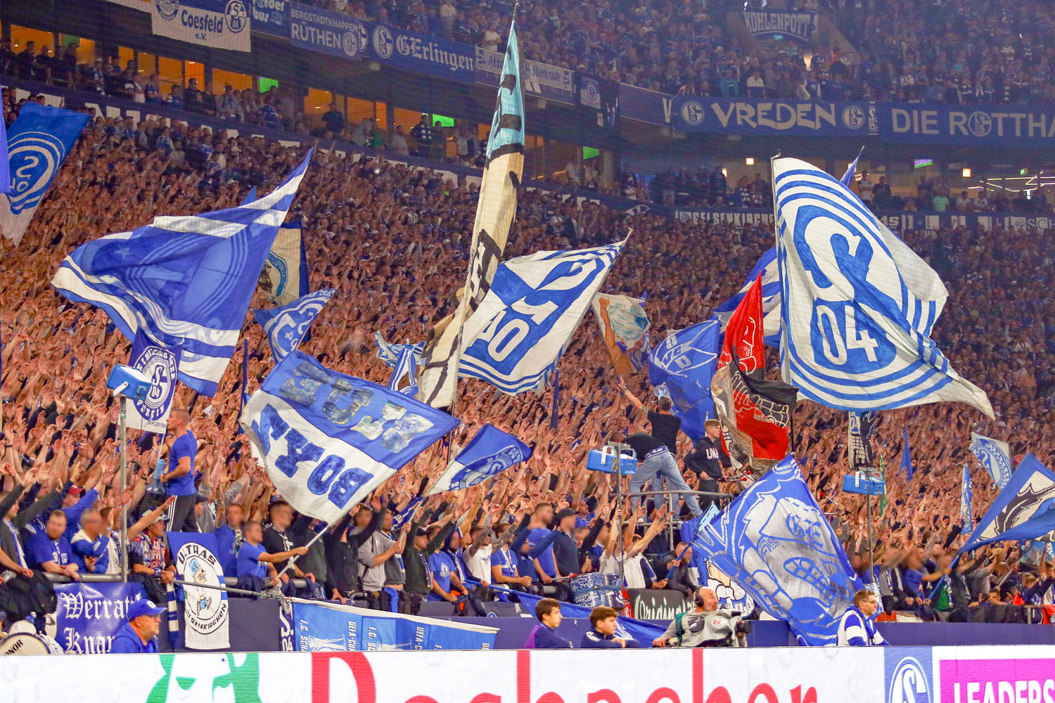 Nordkurve der Schalke-Fans