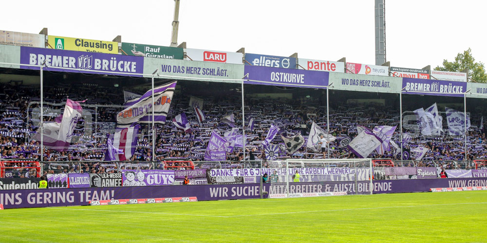 Schalparade in der Osnabrücker Heimkurve
