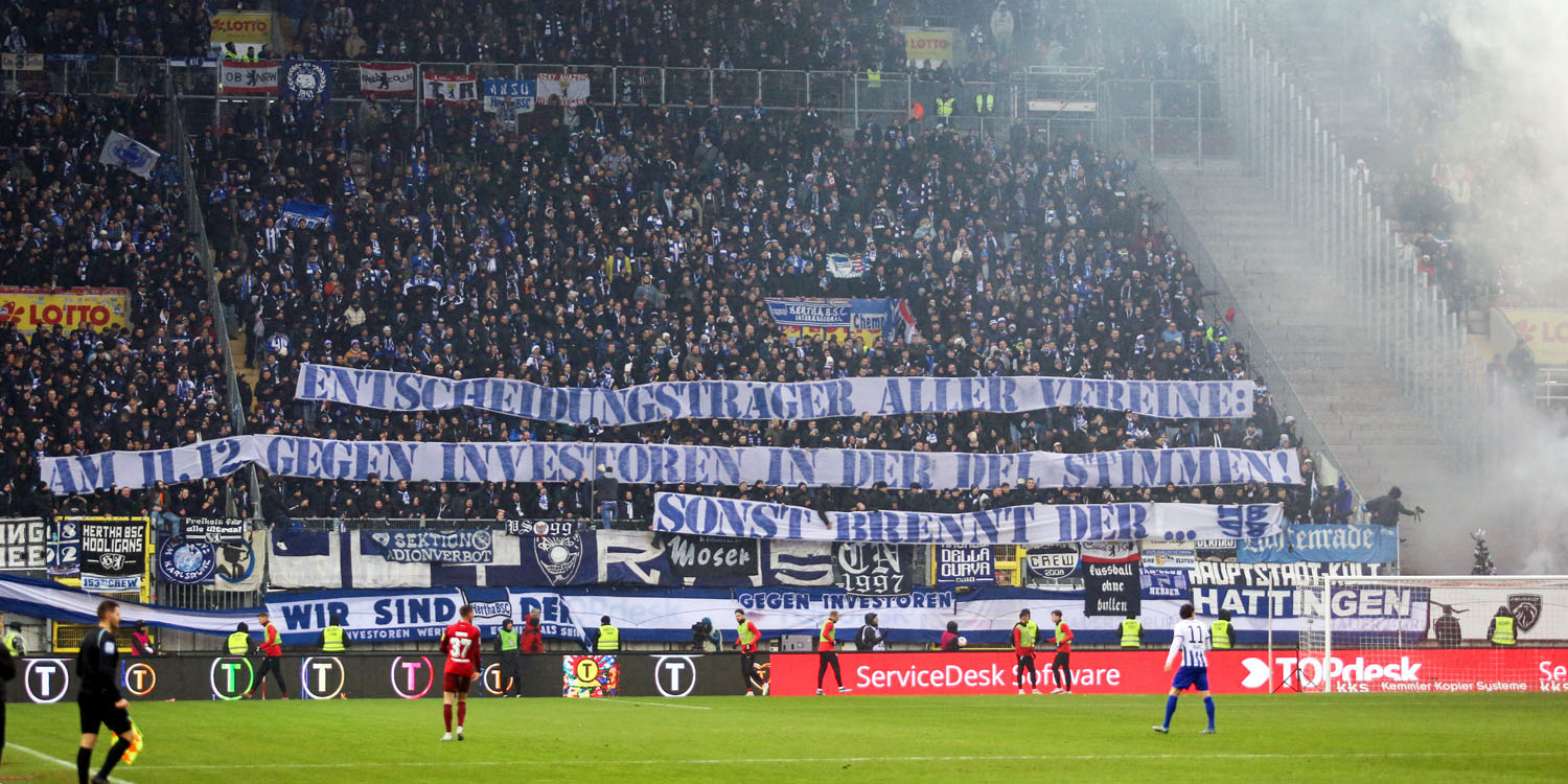Protest der Hertha-Fans gegen die Investoren-Pläne der DFL