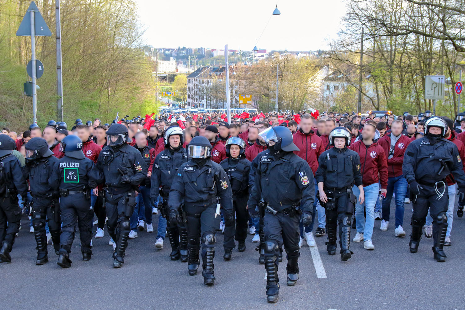 Fanmarsch des FCK-Anhangs