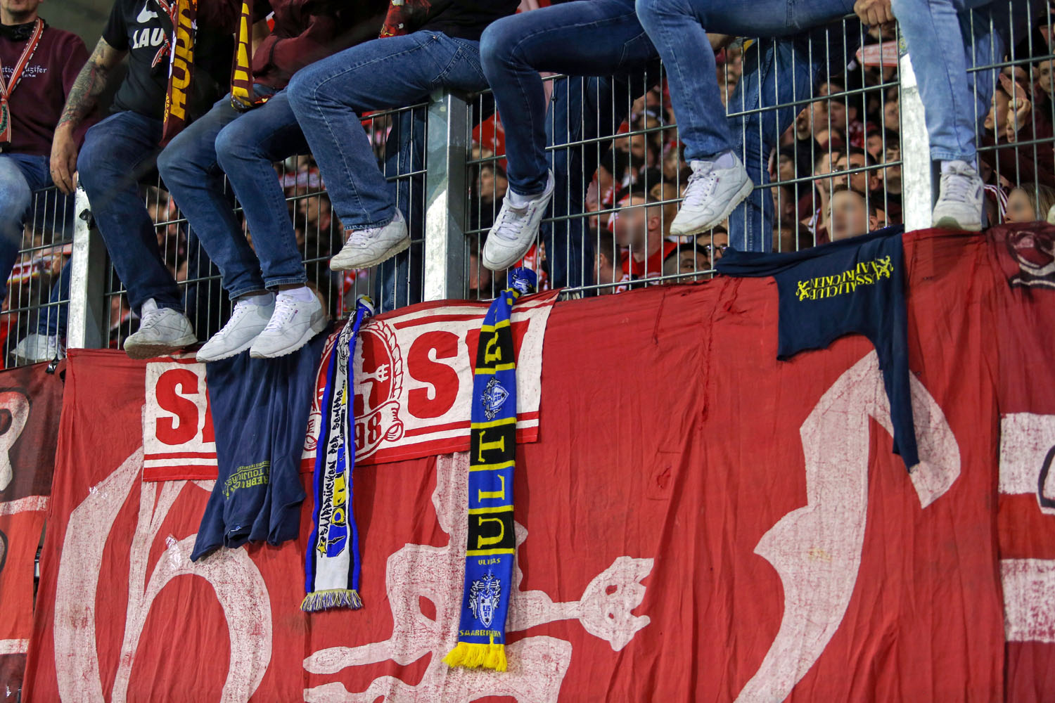 1-fc-saarbruecken-1-fc-kaiserslautern-dfb-pokal-2023-2024-33.jpg