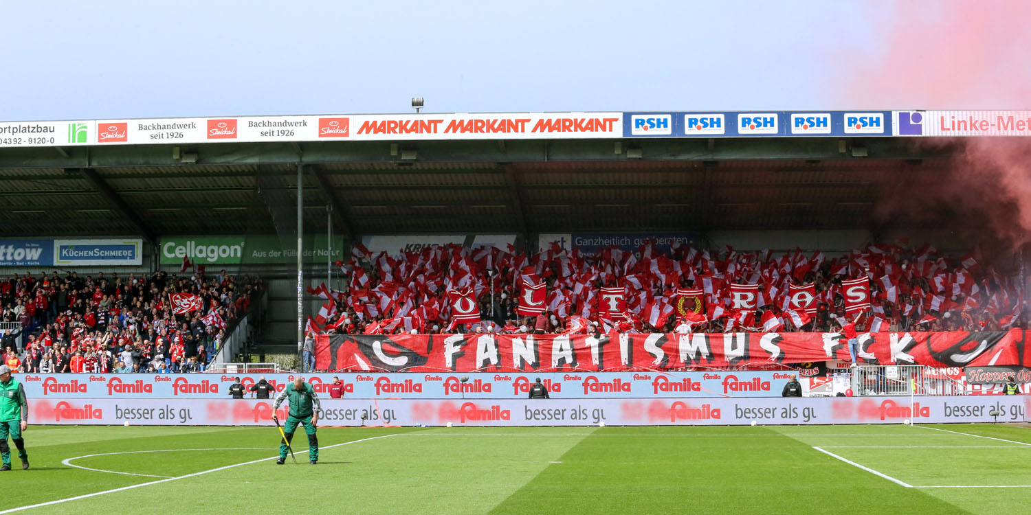 FCK-Fans im Gästeblock