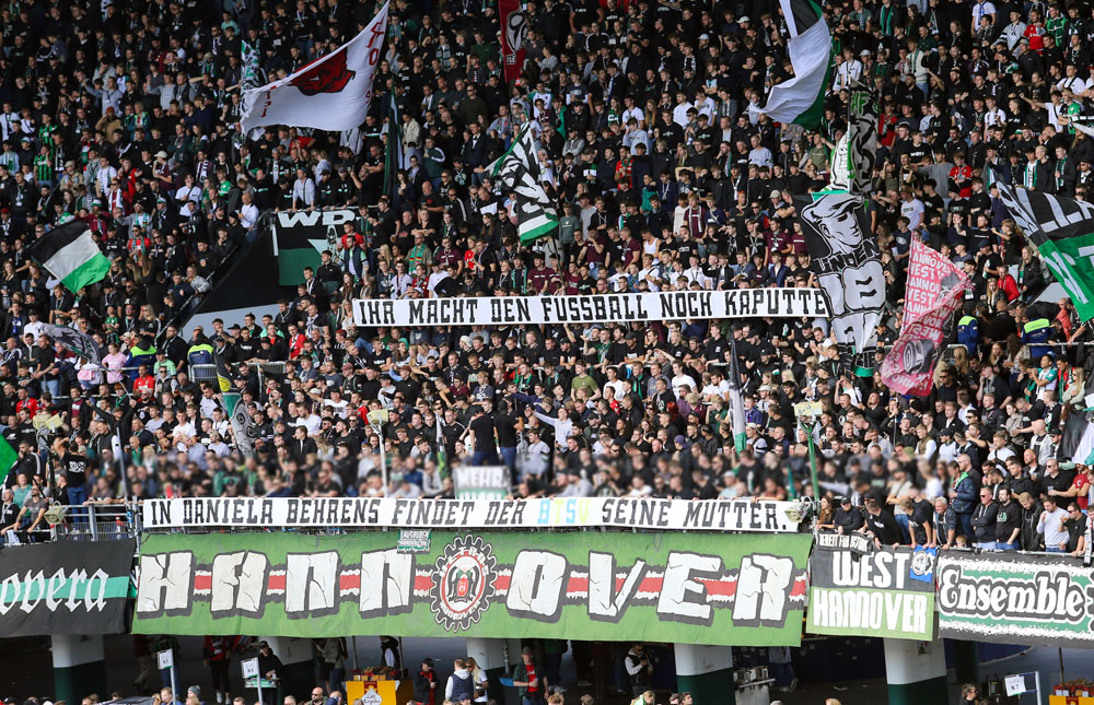Spruchband der Hannover-Fans: 