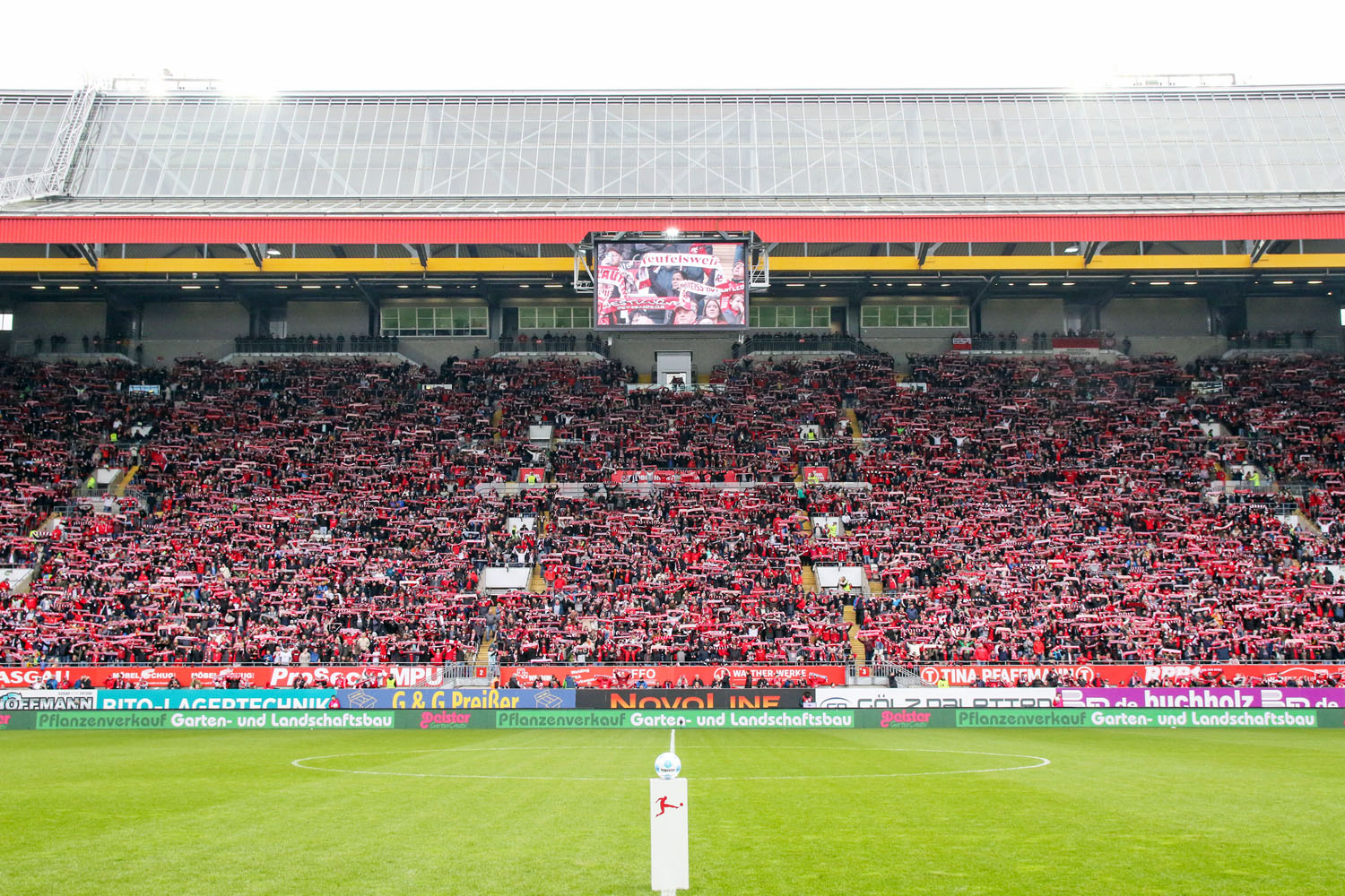 Palzlied auf der Südtribüne