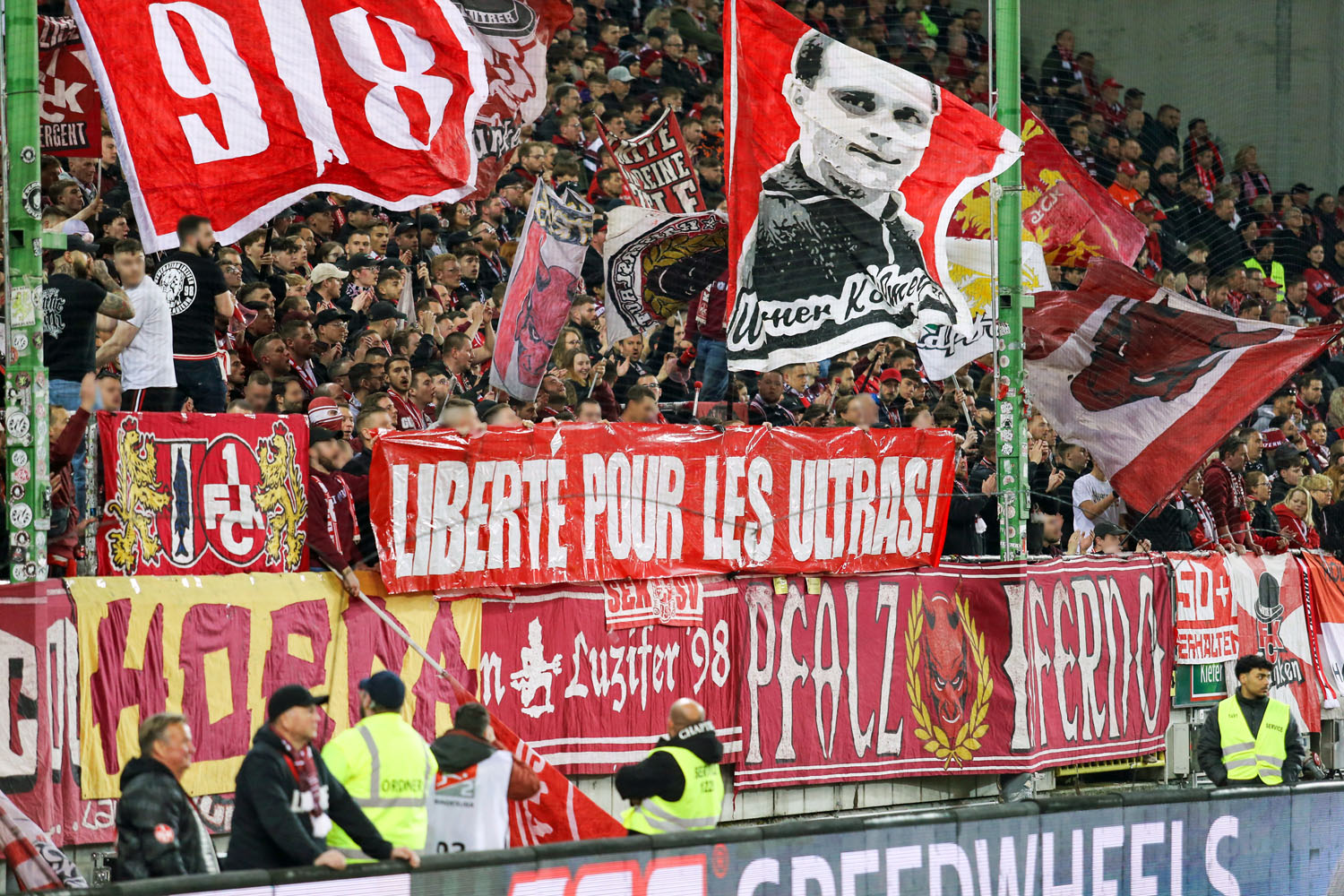 FCK-Fans in der Westkurve