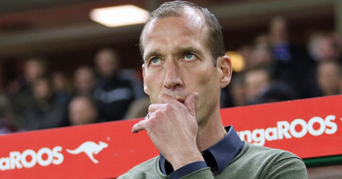 Strasser erwägt Transfers vertragsloser Spieler
