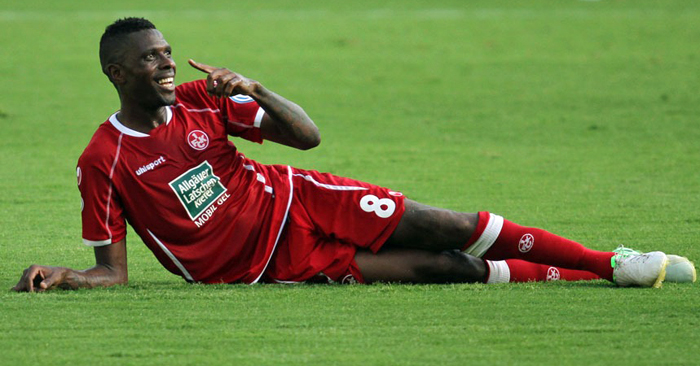 Idrissou contra Kuntz: 