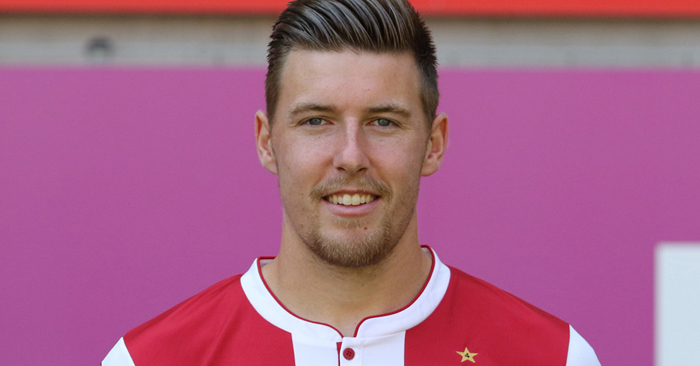 Kühlwetter gibt Profi-Debüt in der Startelf