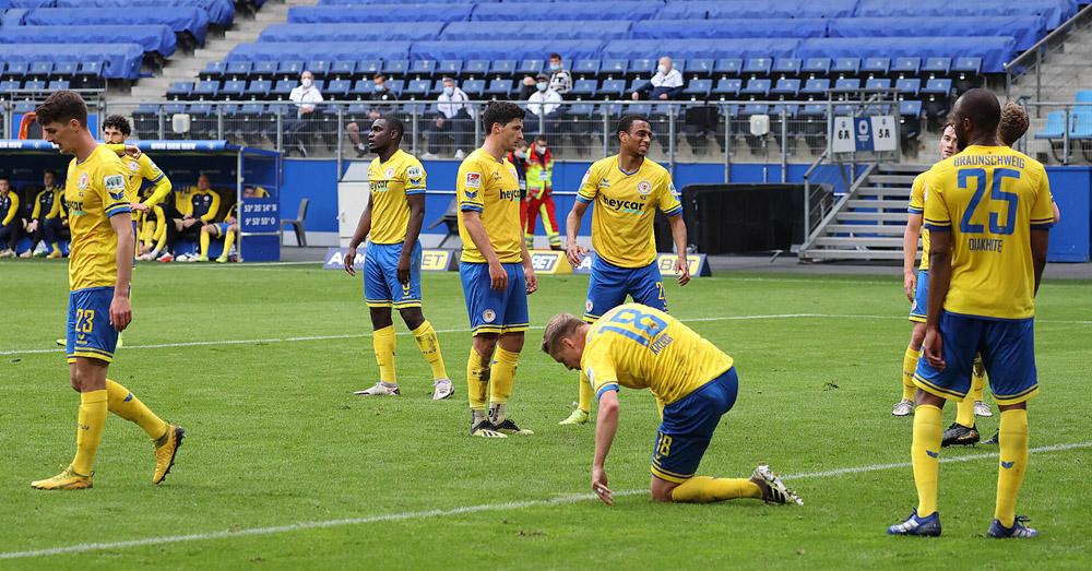 Braunschweig begleitet Würzburg zurück in die 3. Liga