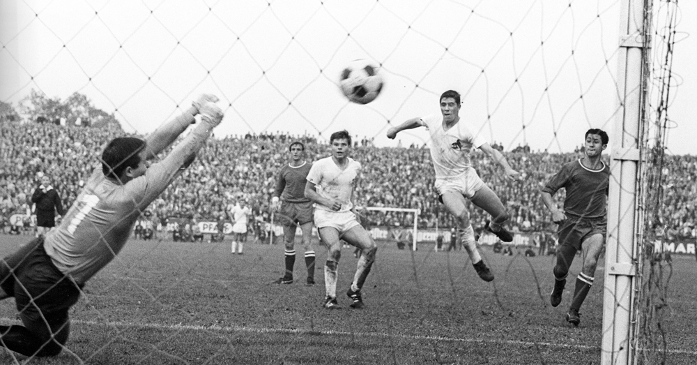 Bundesliga-Torwart Wolfgang Schnarr wird 80 Jahre