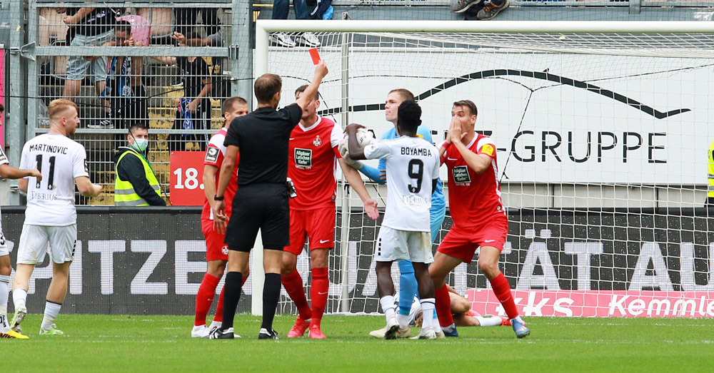 Fehlentscheidungen: FCK am häufigsten benachteiligt