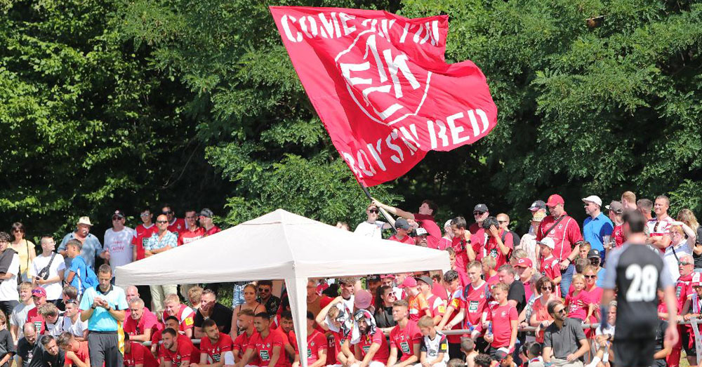Rote Teufel zeigen sich den Fans: 