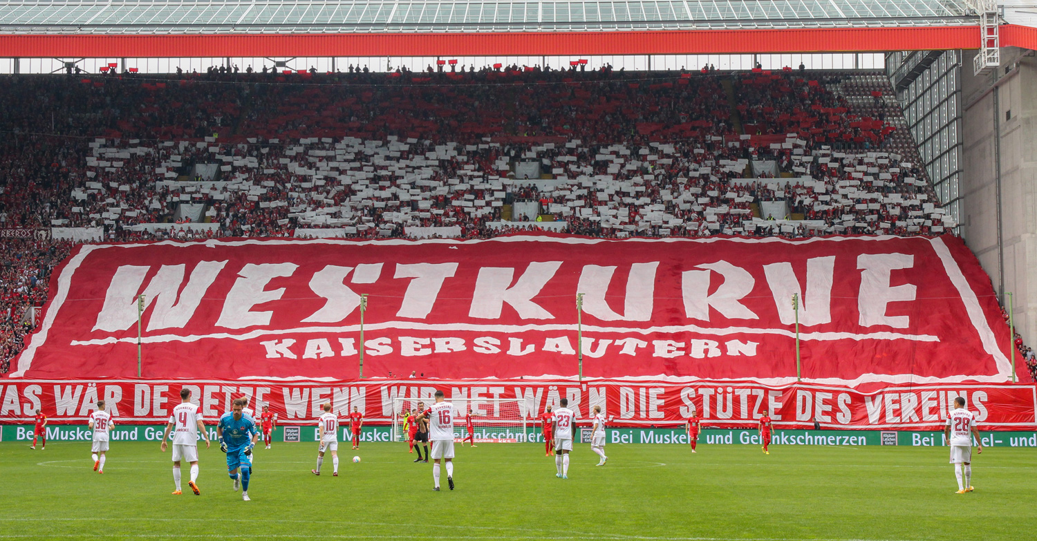 Der Betze als Hexenkessel: Choreo, Stimmung, volles Haus