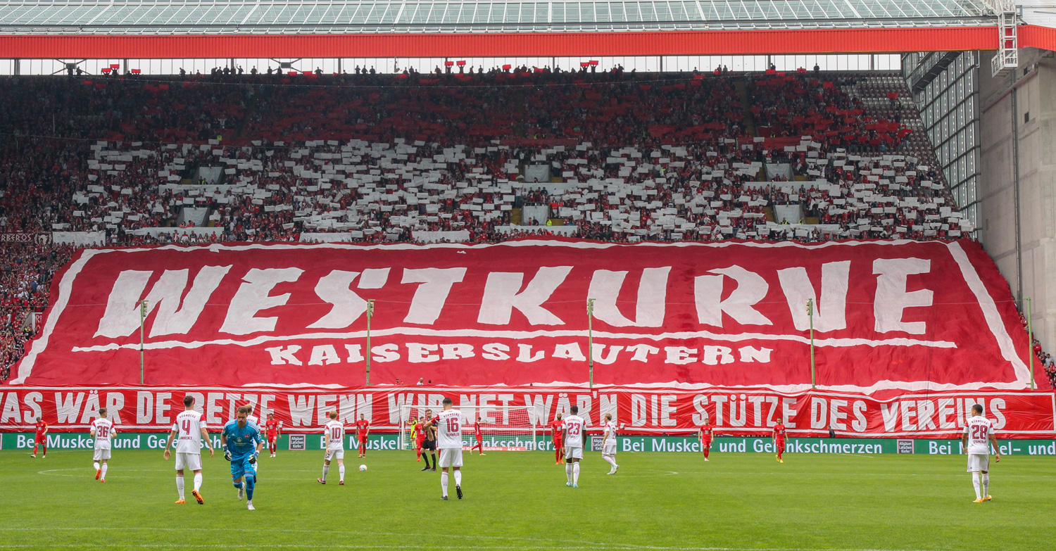 2022-10-29-fck-fcn-choreo.jpg