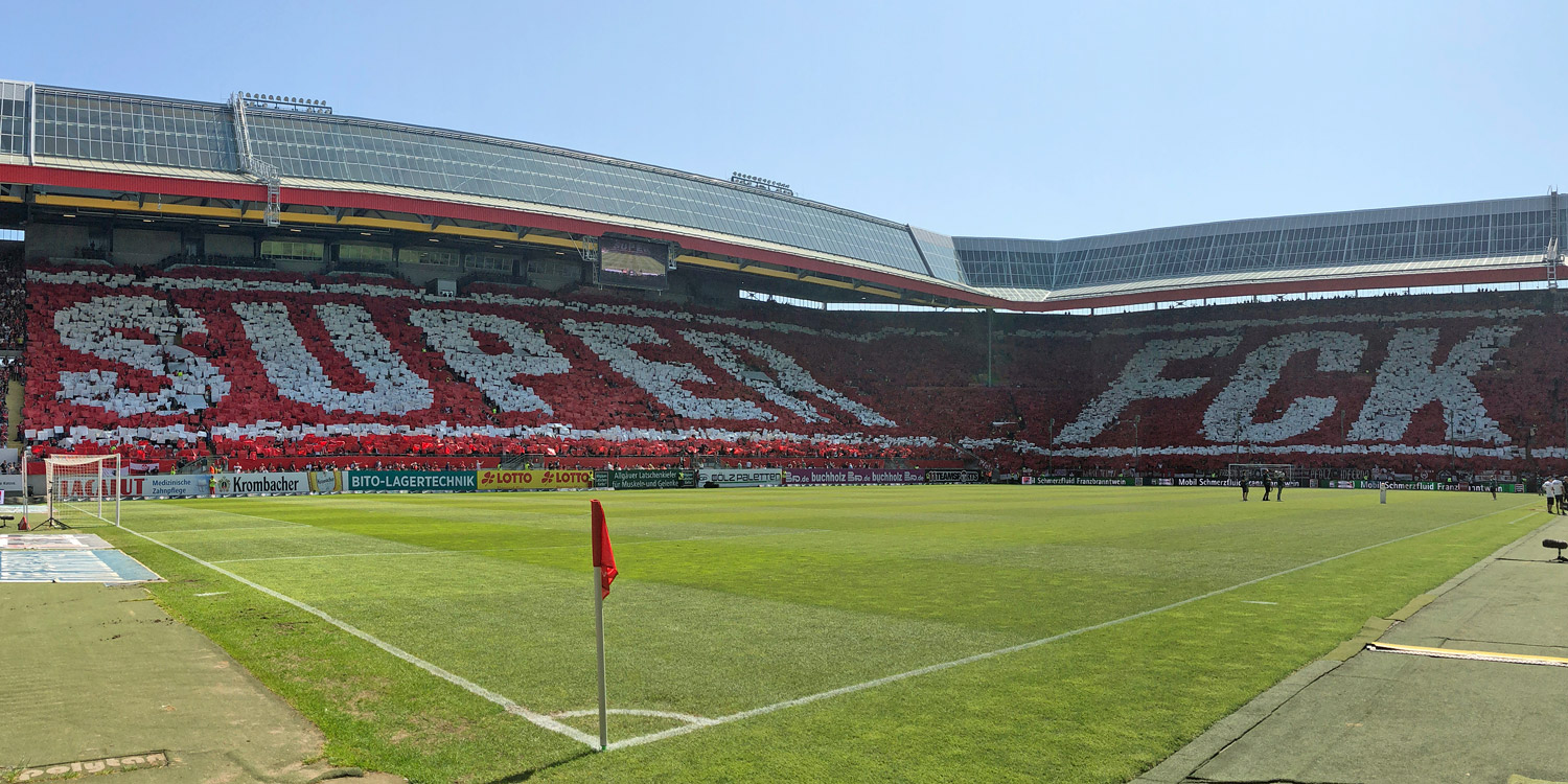 Super FCK: Passende Choreo zum Abschluss einer denkwürdigen Saison