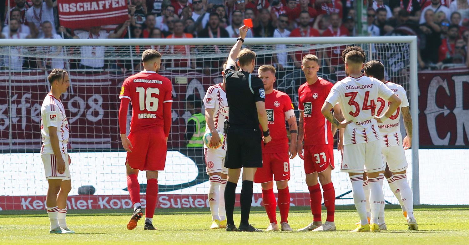 Jean Zimmer nach Notbremse für ein Pflichtspiel gesperrt