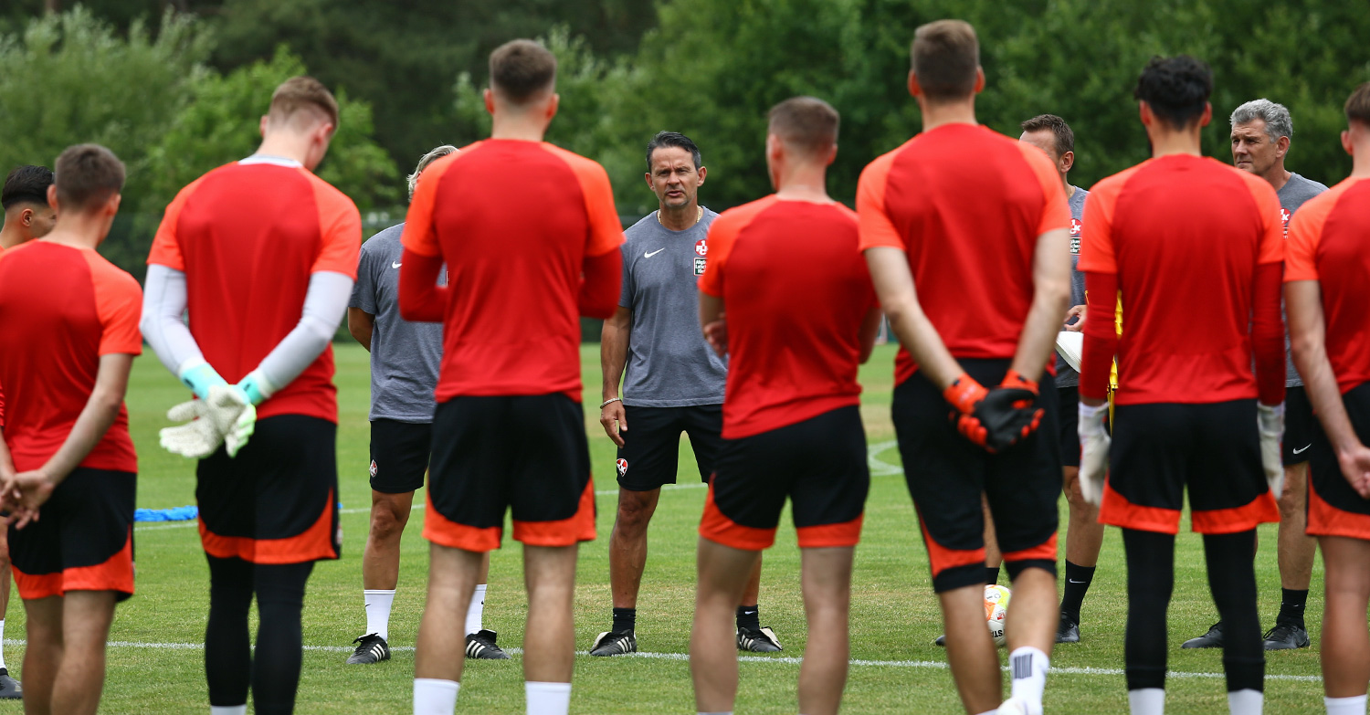 Öffentliches Training mit Kraus und Neuzugang Tachie