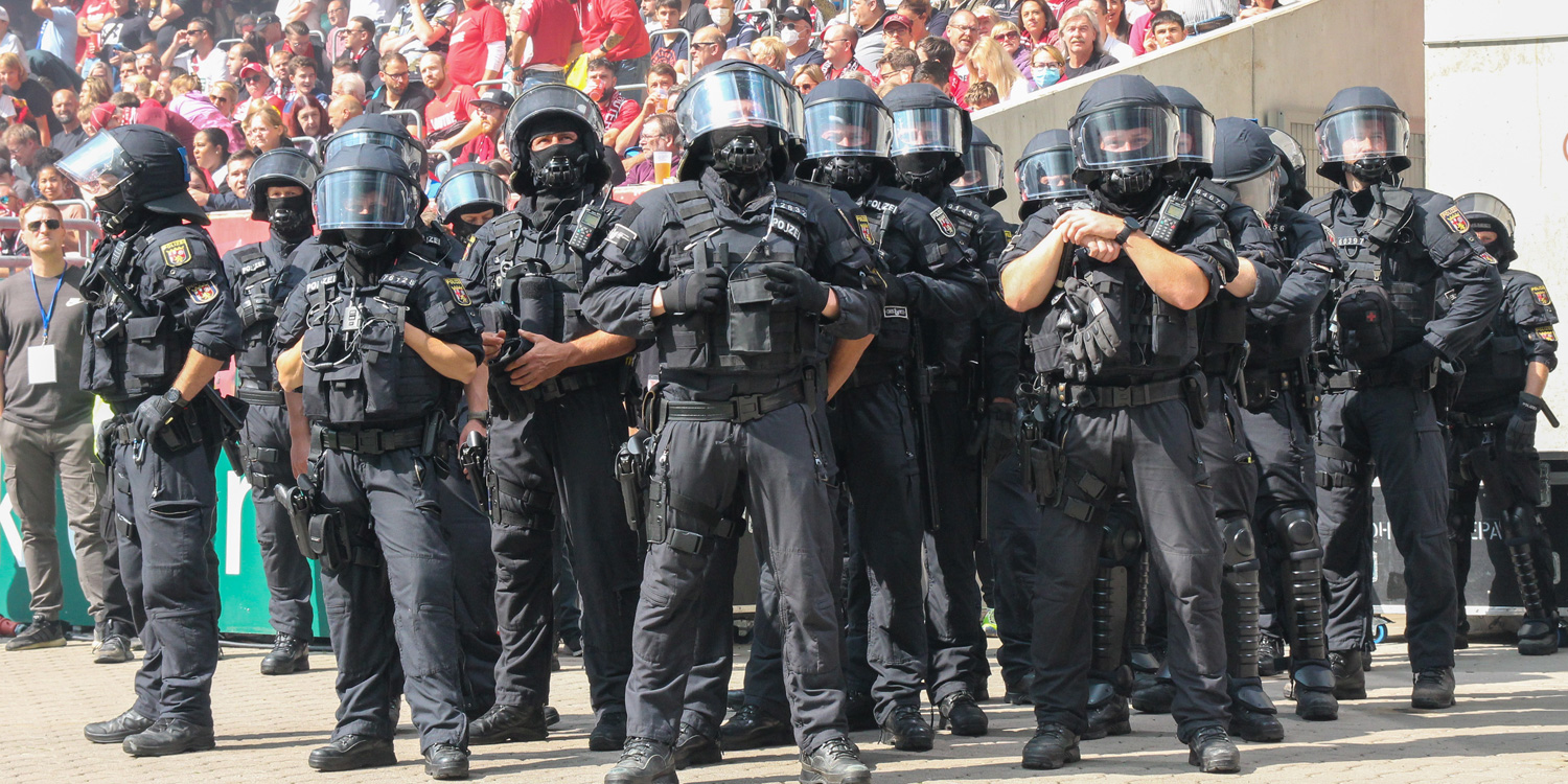Gerichtsurteil: DFL darf an Polizeikosten beteiligt werden
