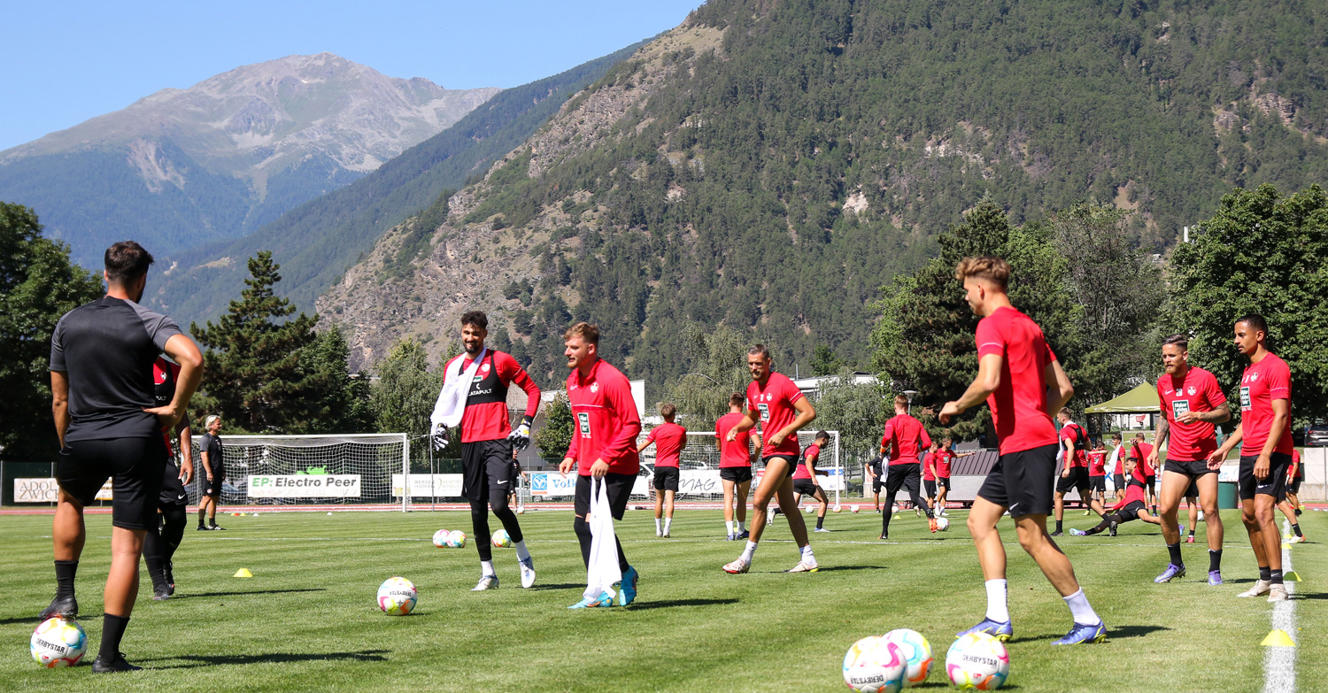 Onside Sports plant Trainingslager und Testspiele des FCK