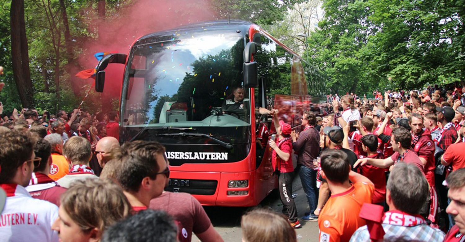 Fans planen Busspalier vor dem Heimspiel gegen Wehen