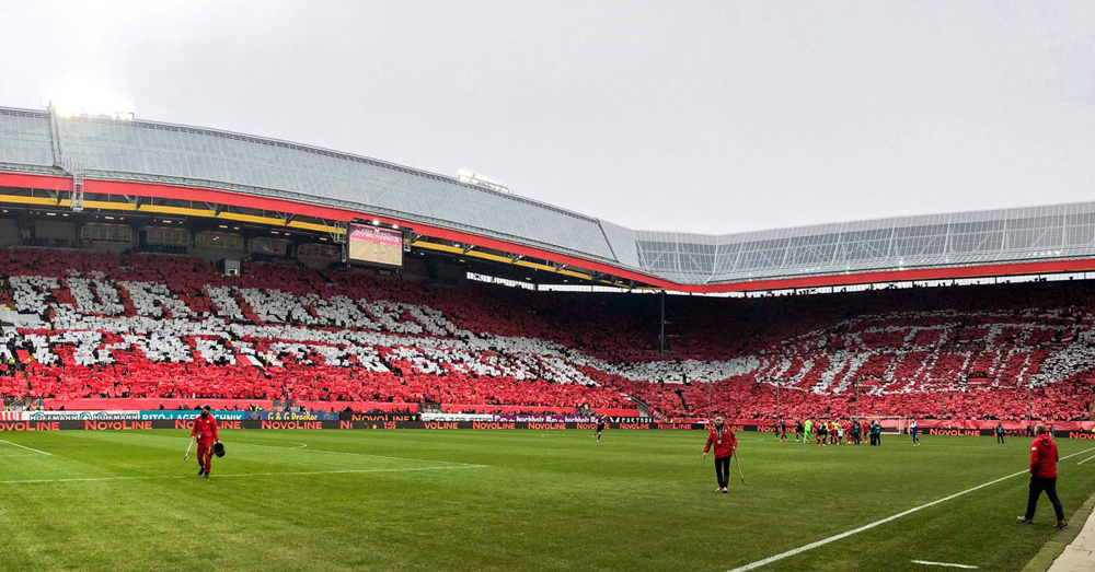Choreo auf zwei Tribünen: 