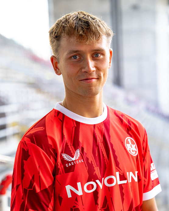 Porträtfoto: Naatan Skyttä